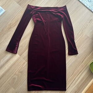 Abbeline Velour Off Shoulder Dress